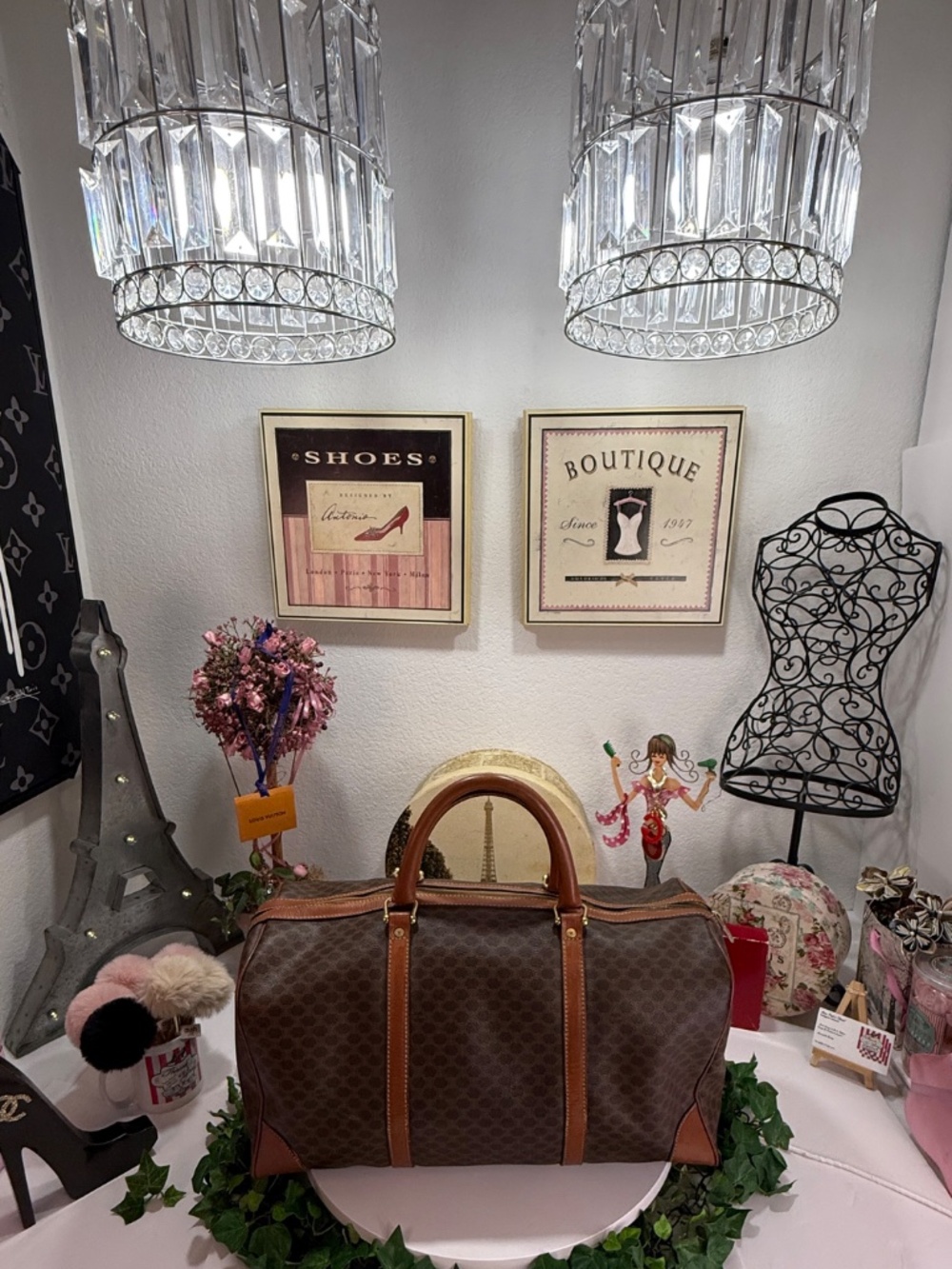 EXQUISITE CELINE MACADAM MONOGRAM EXTRA LARGE DUFFLE CARRY ON BAG! - Picture 13 of 17